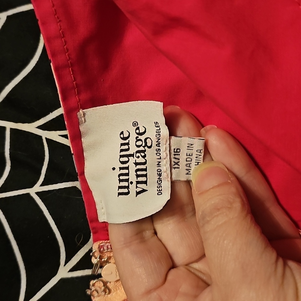 Pink Unique Vintage Cat Dress, 1x/16 - Picture 3 of 3